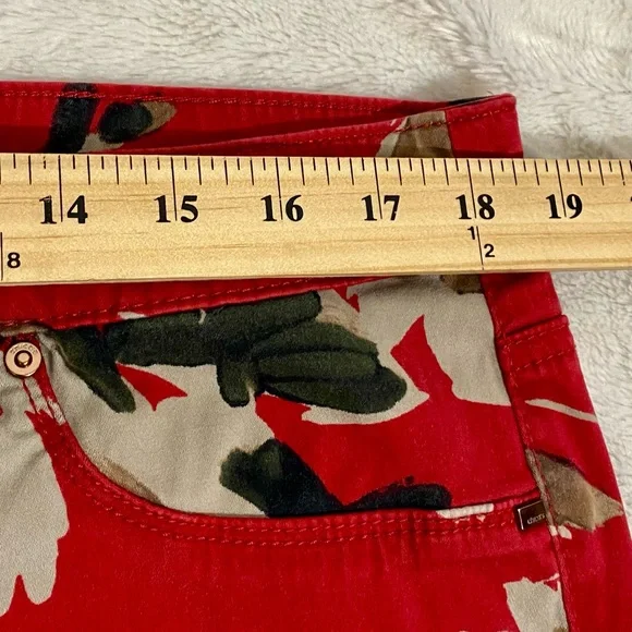 Chico’s Red Floral the Platinum Jegging Size 16P - Picture 8 of 15